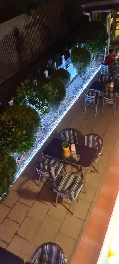 Pensiunea Zodiac Timisoara Luaran gambar